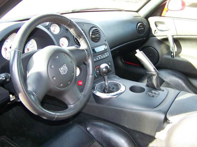 2004 Dodge Viper Hatchback 2D