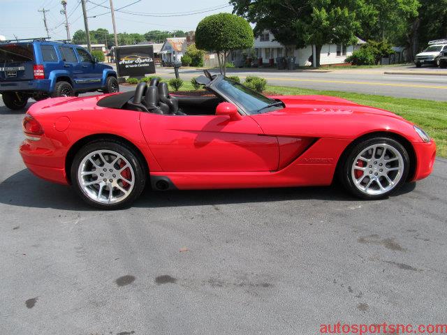 2004 Dodge Viper Limited 4DR Sedan W/moonroof