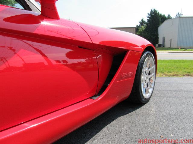 2004 Dodge Viper Limited 4DR Sedan W/moonroof