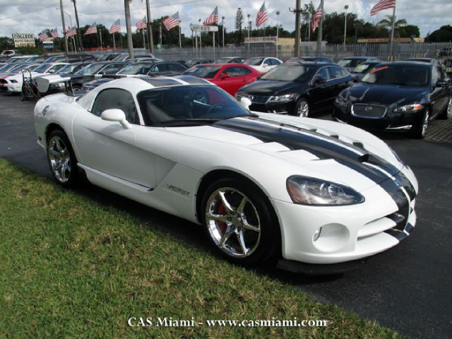 2010 Dodge Viper 4WD Crew Cab 143.5 Inch LT W/1