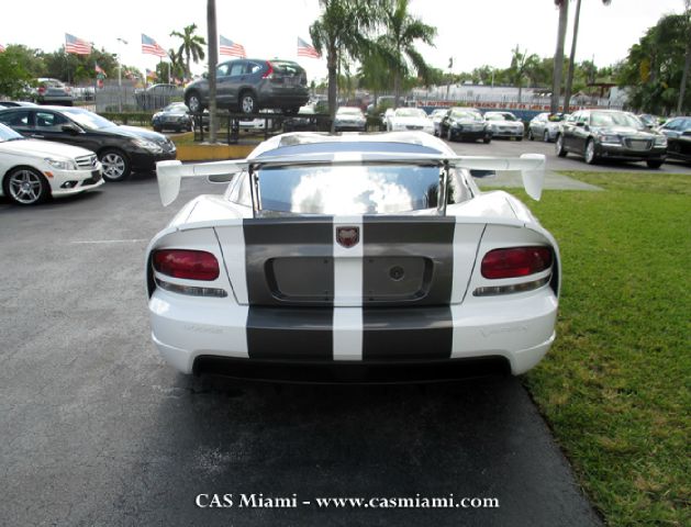 2010 Dodge Viper 4WD Crew Cab 143.5 Inch LT W/1