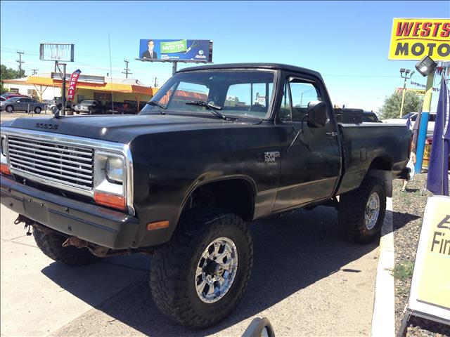 1984 Dodge W150 Pickup Ram 3500 Diesel 2-WD