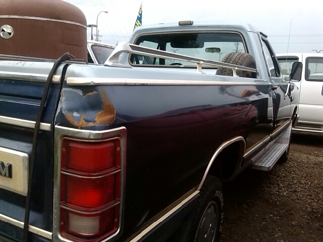 1987 Dodge W150 Pickup Ram 3500 Diesel 2-WD