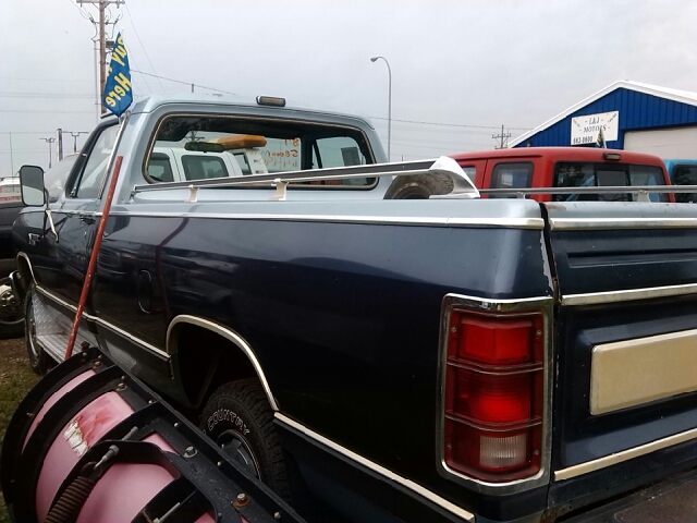 1987 Dodge W150 Pickup Ram 3500 Diesel 2-WD