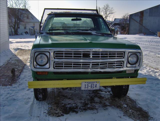 1979 Dodge W250 Pickup 3.5 SVan