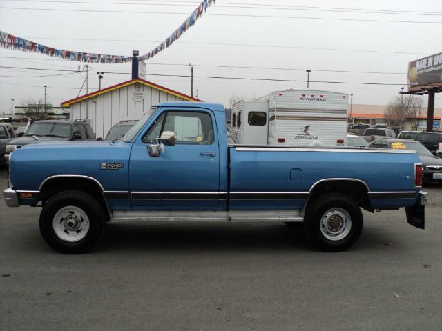 1990 Dodge W250 Pickup LT Sedan 4D
