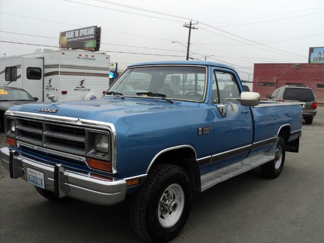 1990 Dodge W250 Pickup LT Sedan 4D