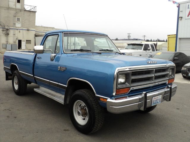 1990 Dodge W250 Pickup LT Sedan 4D