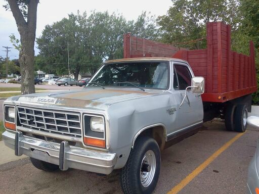 1985 Dodge W350 Pickup Ram 3500 Diesel 2-WD