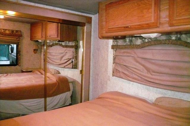 2000 Fleetwood BOUNDER RS 1.