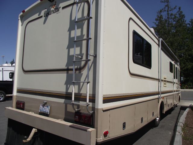 2006 Fleetwood BOUNDER Unknown