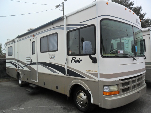 2003 Fleetwood flair GT Sweet