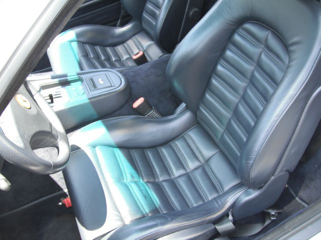 2000 Ferrari 550 Maranello Base