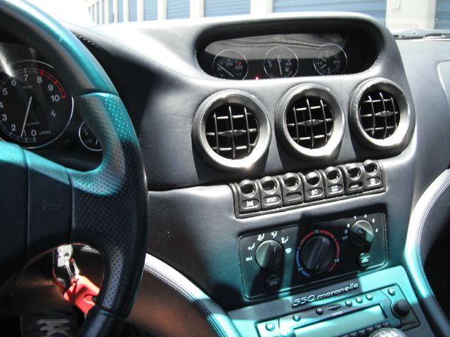 2000 Ferrari 550 Maranello Base