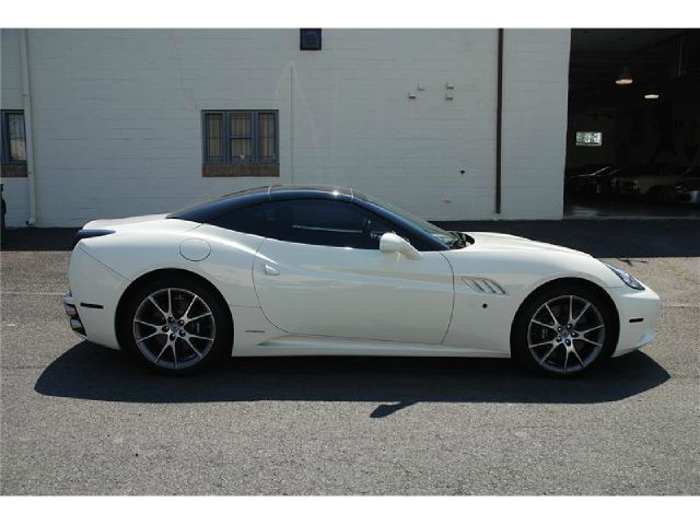 2010 Ferrari California Passion