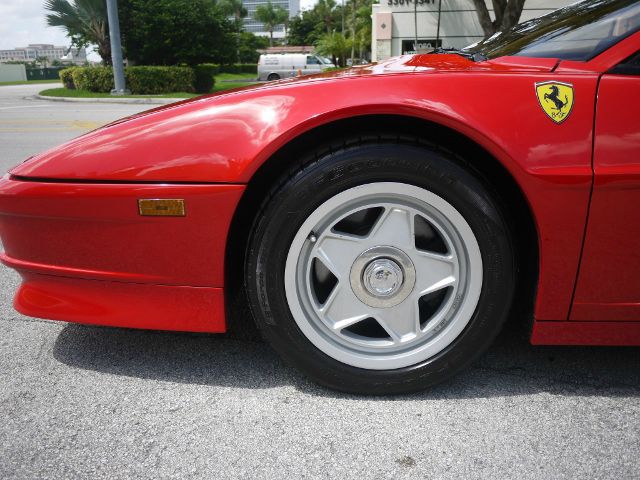 1986 Ferrari Testarossa Base