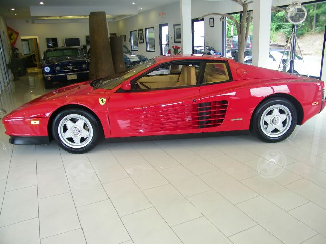 1988 Ferrari Testarossa Base