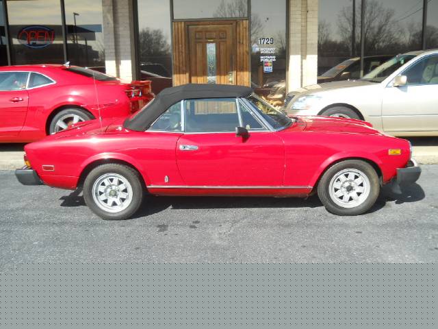 1980 Fiat 124 Spider R/T Coupe
