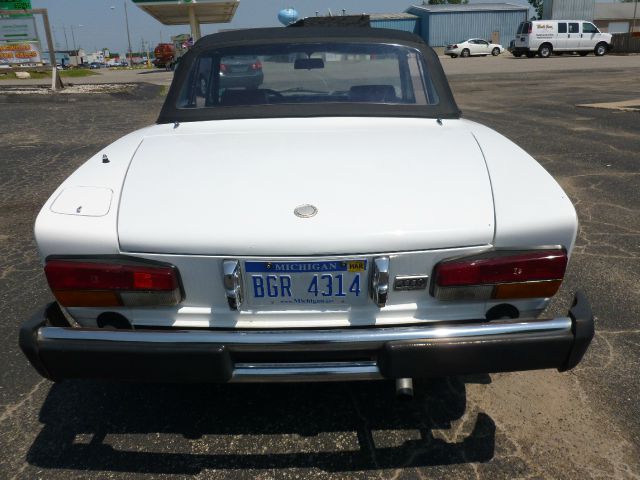 1982 Fiat 124 Spider R/T Coupe