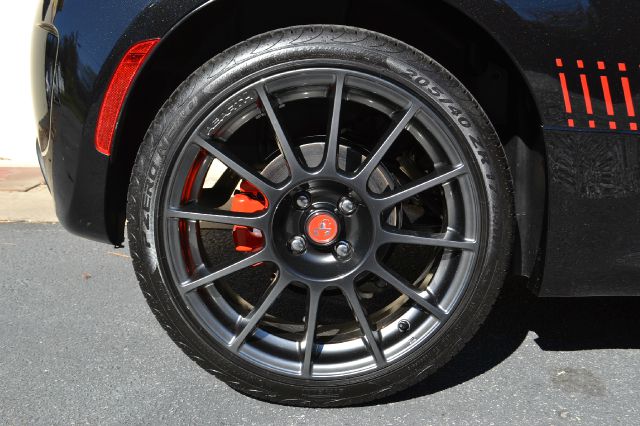 2013 Fiat 500 AUTO Sport