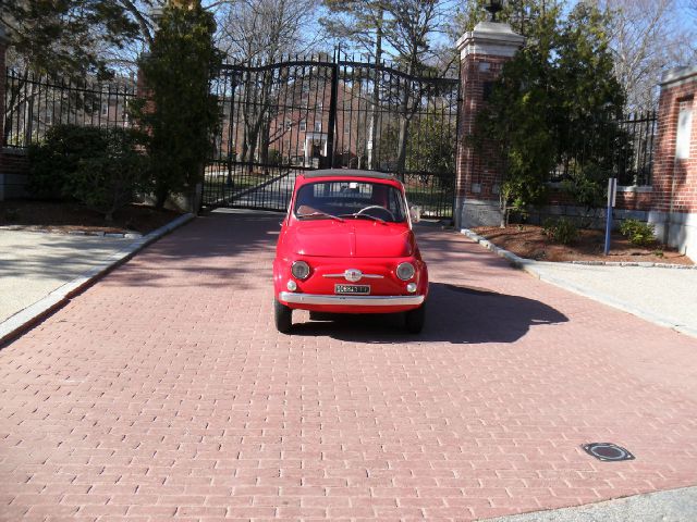 1970 Fiat 500L Base