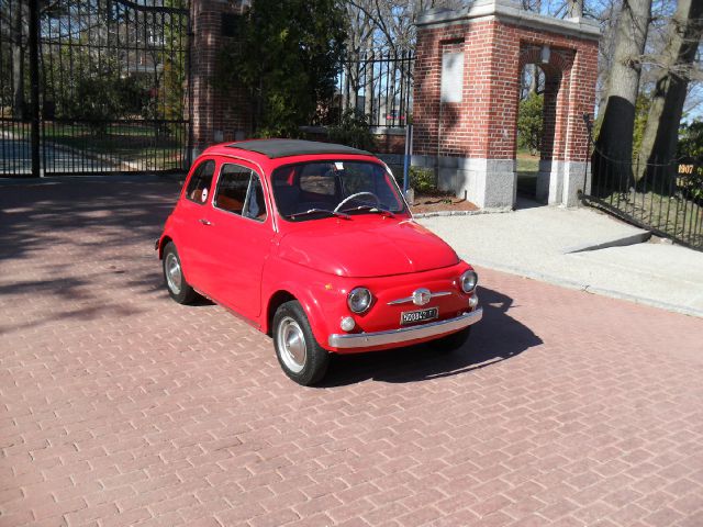 1970 Fiat 500L Base
