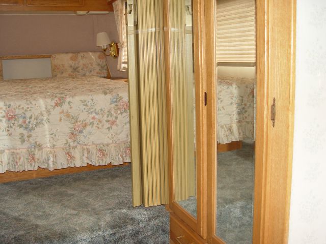 1990 Fleetwood Avion Quattro 4.2L W/ Navi