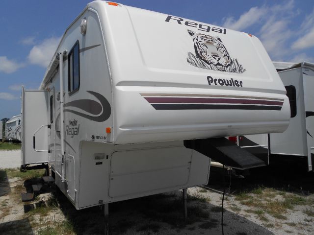 2004 Fleetwood Prowler Regal 255RLDS Unknown