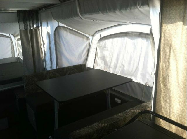 2000 Fleetwood Storm 30H Unknown