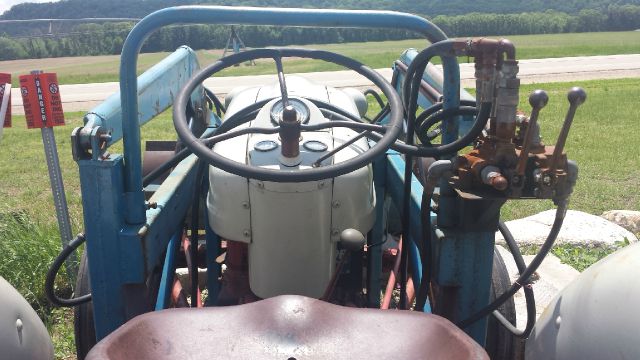 1956 Ford 600 Unknown