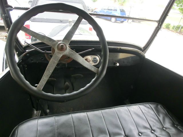 1926 Ford Aerostar 454 4X4