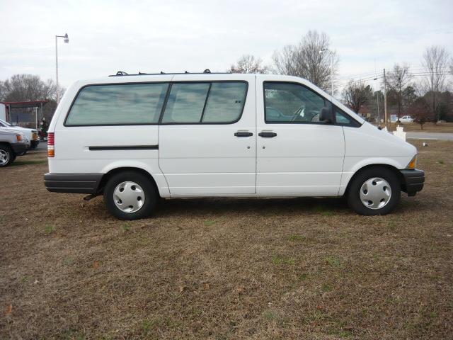 1996 Ford Aerostar Base