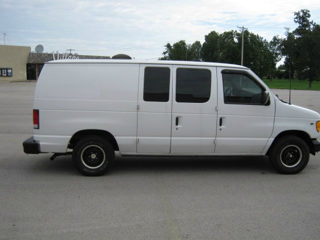 2001 Ford Aerostar Unknown