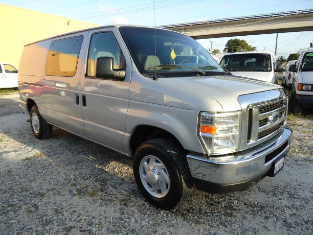 2008 Ford Aerostar Unknown