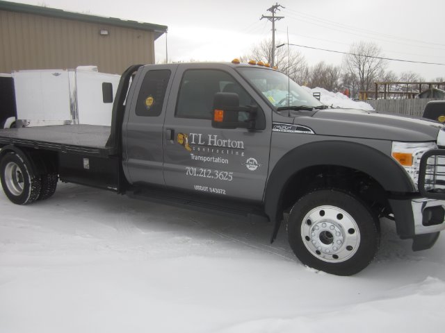 2012 Ford Aerostar 2009 Hyundai SE