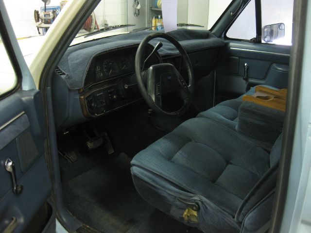 1987 Ford Bronco Ram 3500 Diesel 2-WD