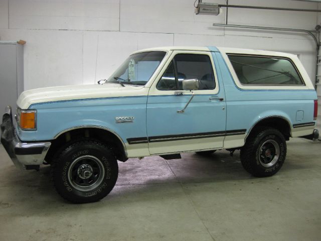 1987 Ford Bronco Ram 3500 Diesel 2-WD
