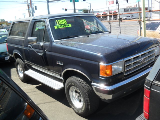 1988 Ford Bronco ESi