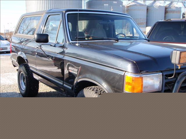 1988 Ford Bronco Base
