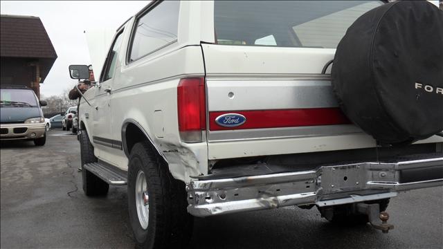1990 Ford Bronco ESi