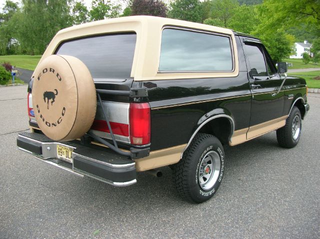 1991 Ford Bronco Base