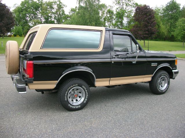 1991 Ford Bronco Base