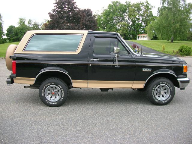 1991 Ford Bronco Base