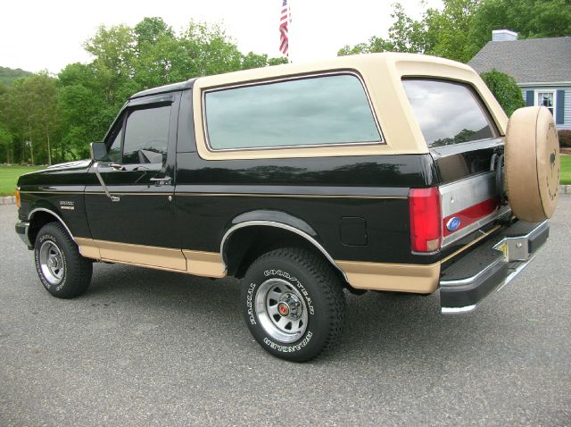 1991 Ford Bronco Base