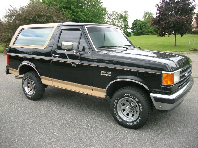 1991 Ford Bronco Base
