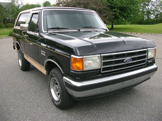 1991 Ford Bronco Base