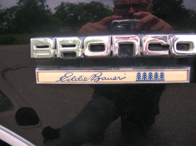 1991 Ford Bronco Base