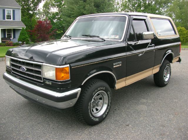 1991 Ford Bronco Base