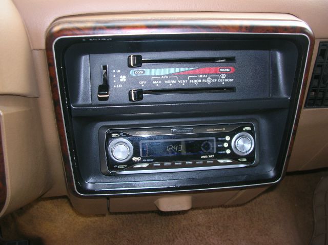 1991 Ford Bronco Base