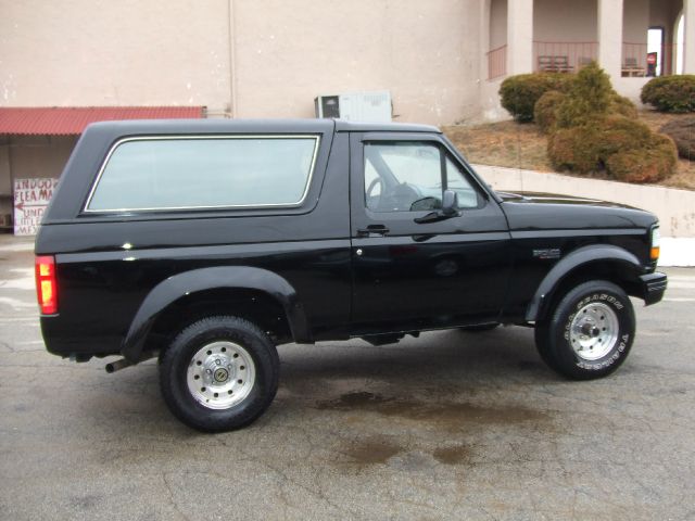 1994 Ford Bronco ESi